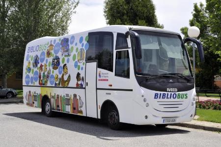 Imagen Los bibliobuses despiden esta semana el curso escolar tras recorrer 50.000 kilómetros