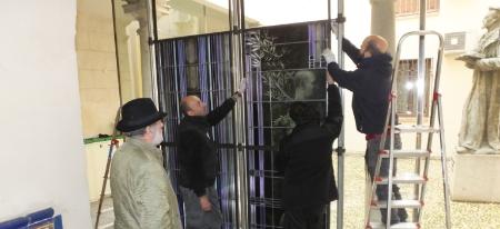 Imagen La vidriera de Muñoz de Pablos sobre Andres Laguna regresa a la Diputación tras su participación en una exposición en Alcalá