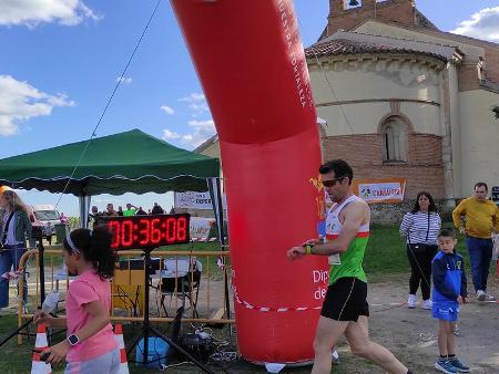 Imagen Sol, temperatura primaveral y el atractivo de las Lagunas de Cantalejo congregan a muchas familias en la decimosexta Carralagunas, cuarta prueba del Circuito de Carreras Pedestres de la Diputación