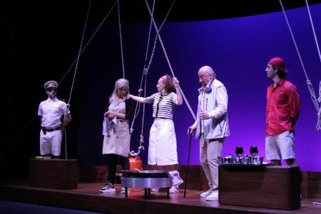 Imagen Atrás  Els Joglars llega al Teatro Juan Bravo para estrenar en Castilla y León ‘El retablo de las maravillas’, con el que celebra sesenta y cinco años sobre los escenarios